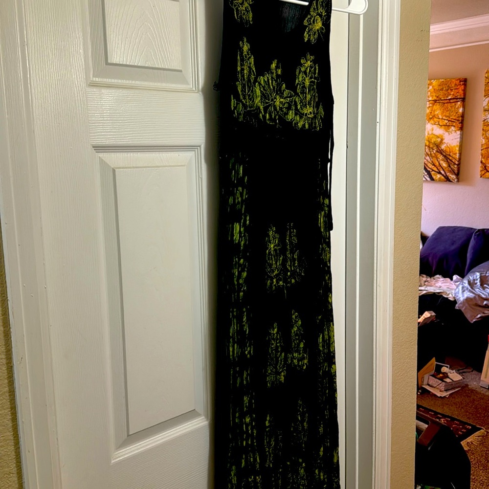 Women's black with green flower embroidered pattern women’s dress